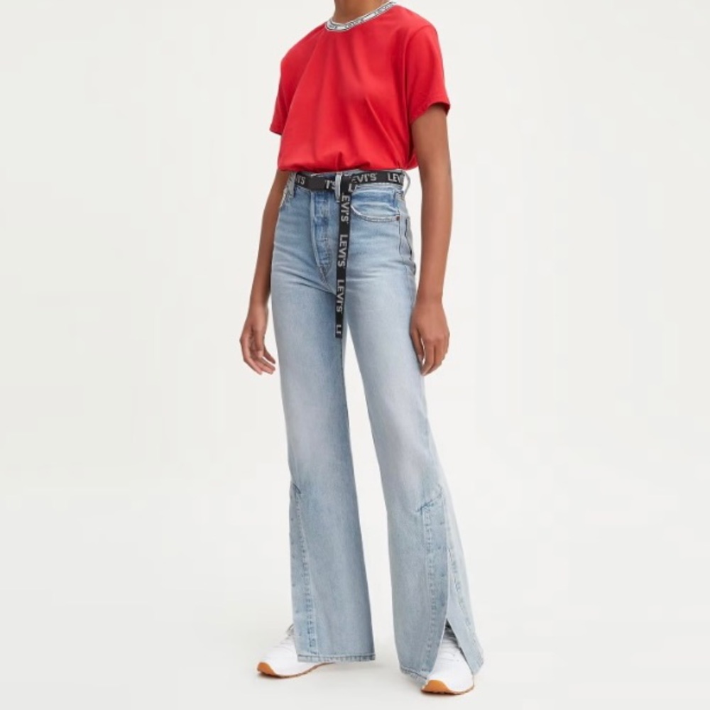 Levi Ribcage Split Flare Denim Jean
